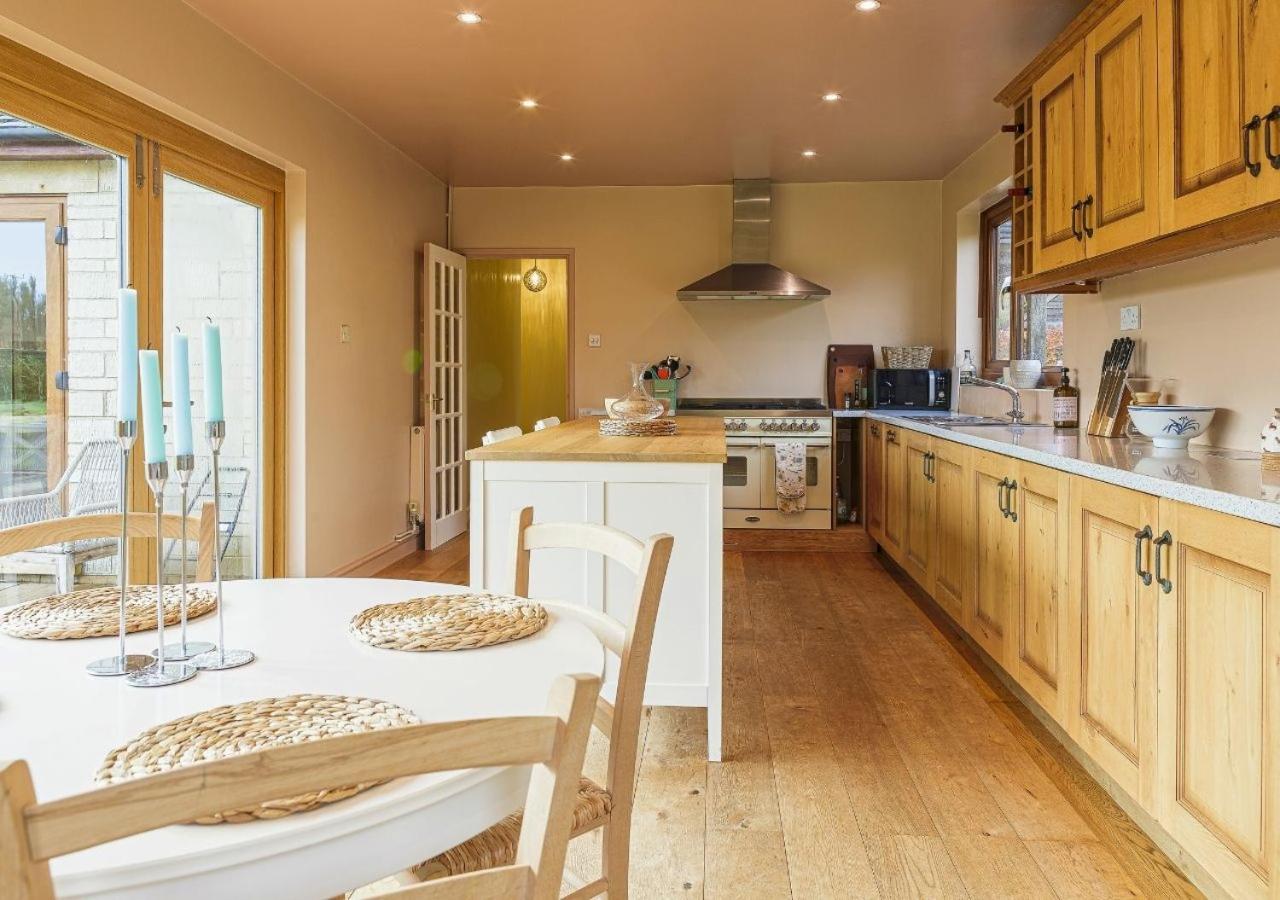 Charming 3Bd Cotswolds Family Retreat Villa Bourton-on-the-Water Dış mekan fotoğraf